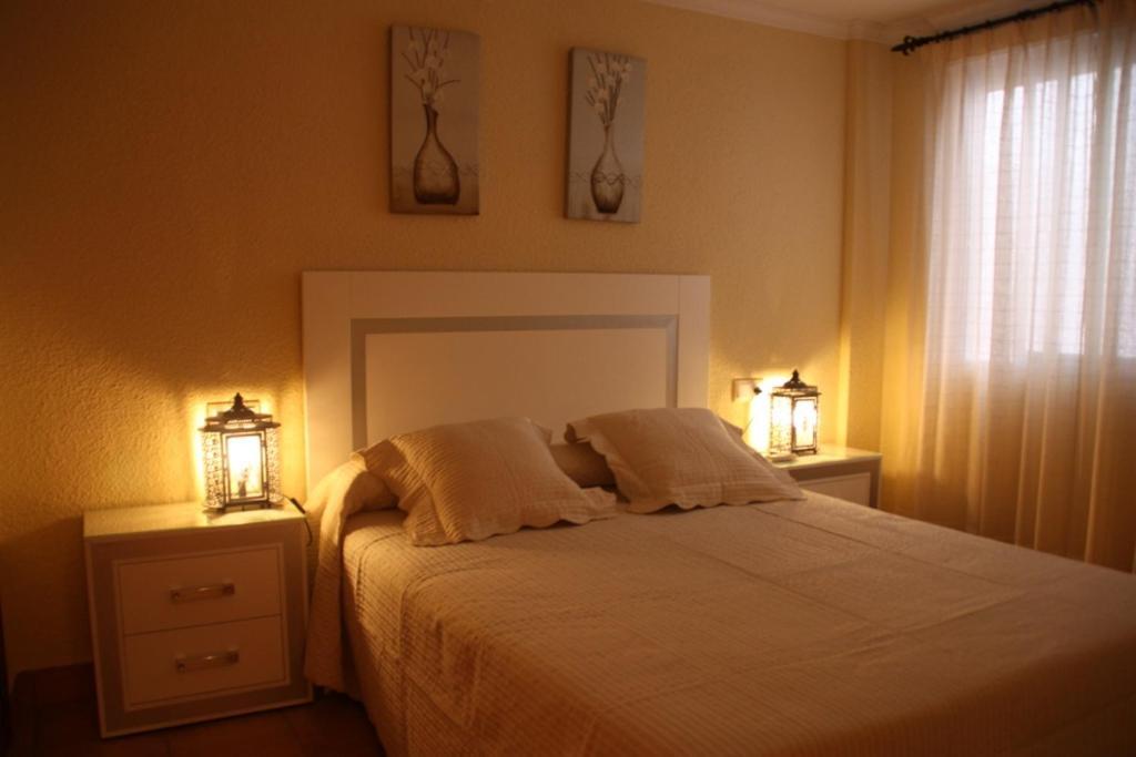 Excelsior Beachfront Apartment カルプ エクステリア 写真